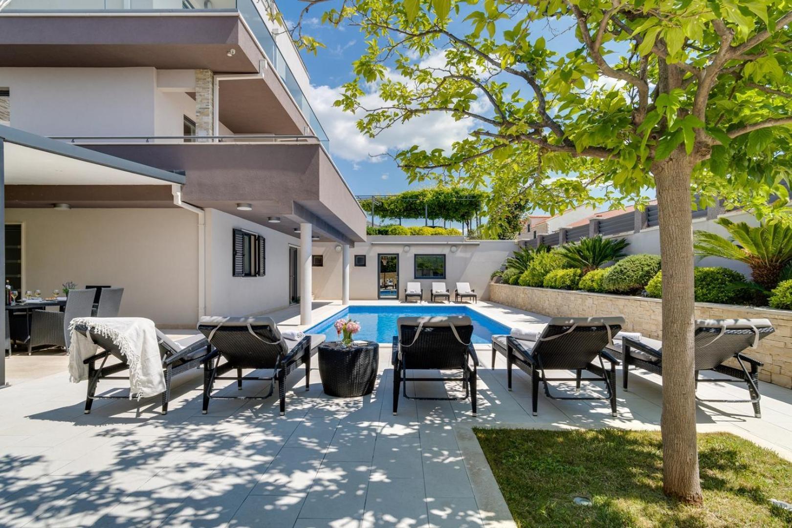 Luxury Villa Lucas With Heated Pool, Whirlpool, Sauna, 14 Pax Podstrana Exterior foto